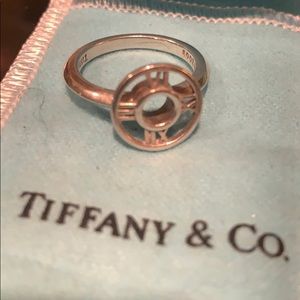 TIFFANY & CO. Atlas Ring sz 8